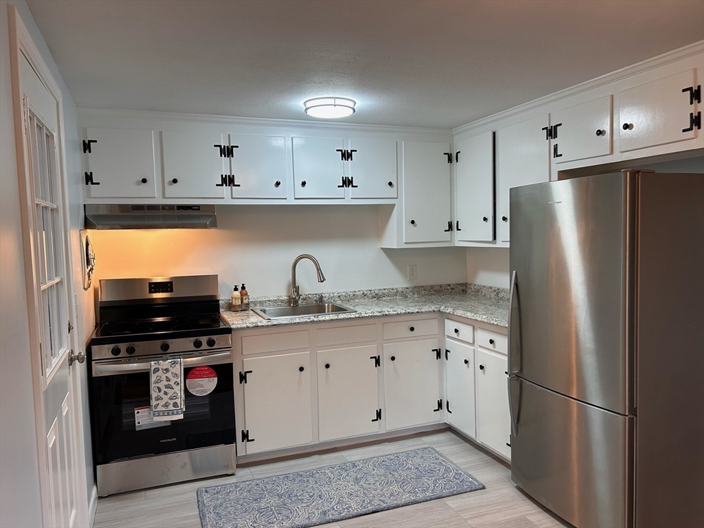 15 Harrington Street Property Photo 9