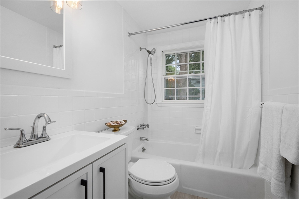 15 Harrington Street Property Photo 11