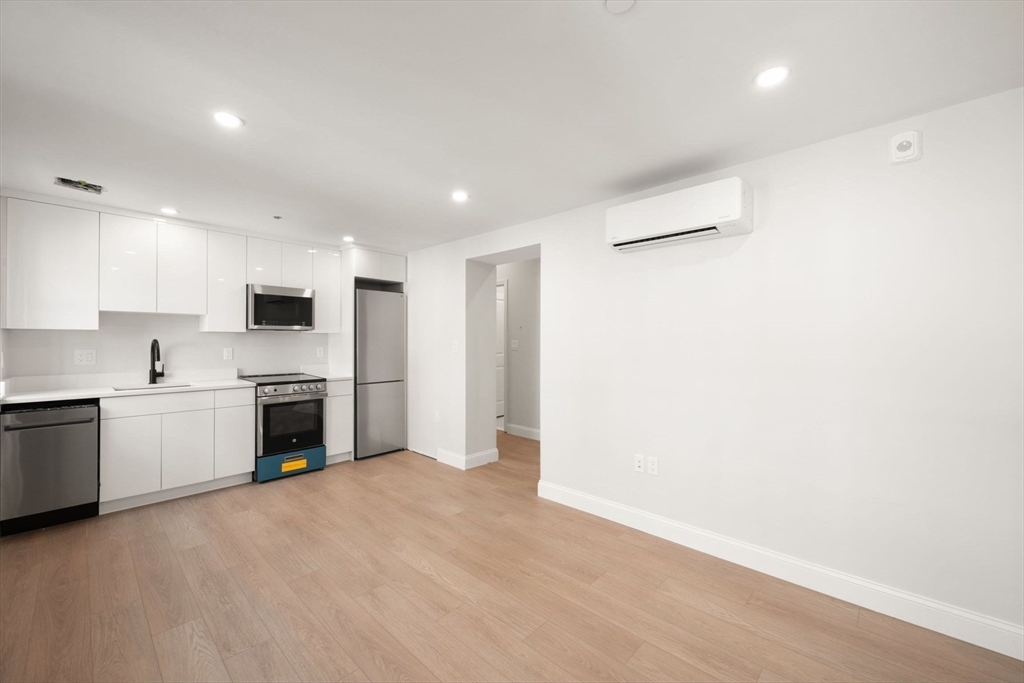 4 Hull St. # 1 Property Photo 2