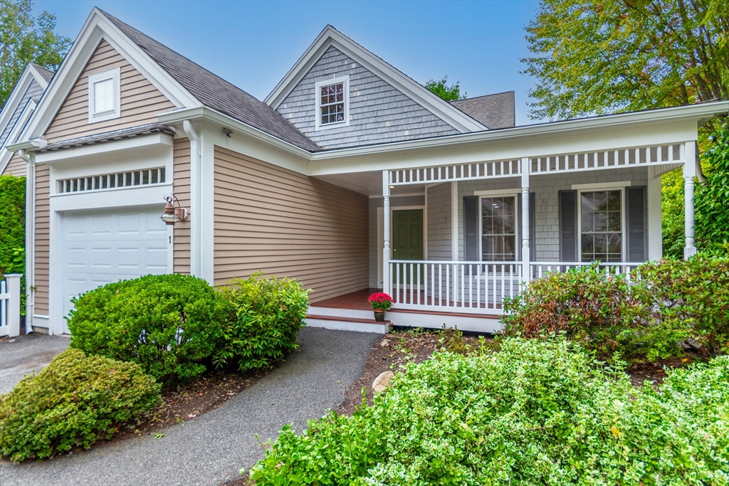 1 Applewood Ct # 1 Property Photo 1