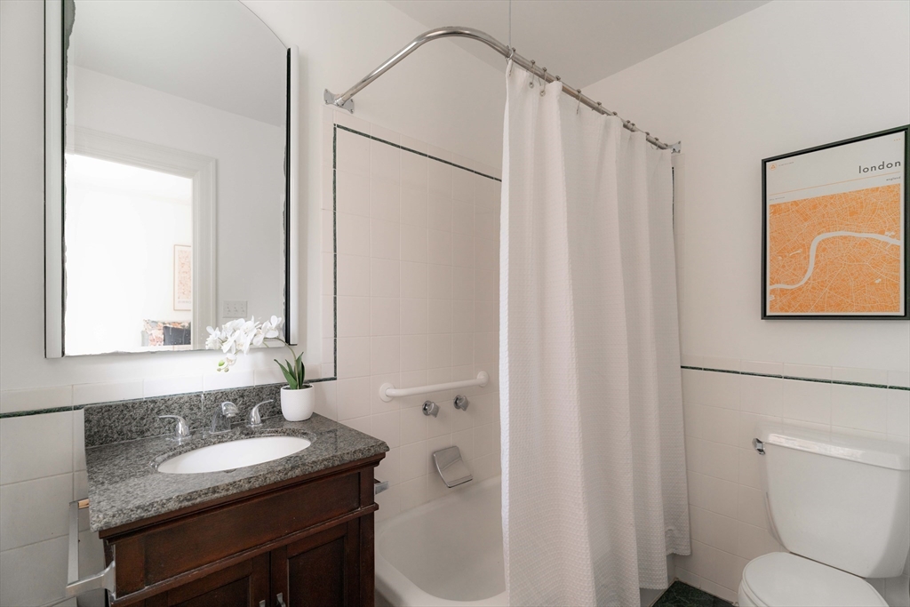 984 Memorial Drive # 503 Property Photo 27