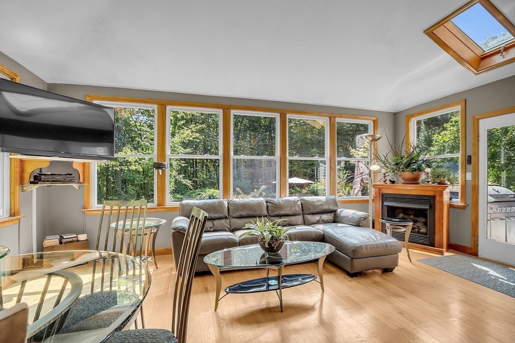 154 Heald Street Property Photo 12