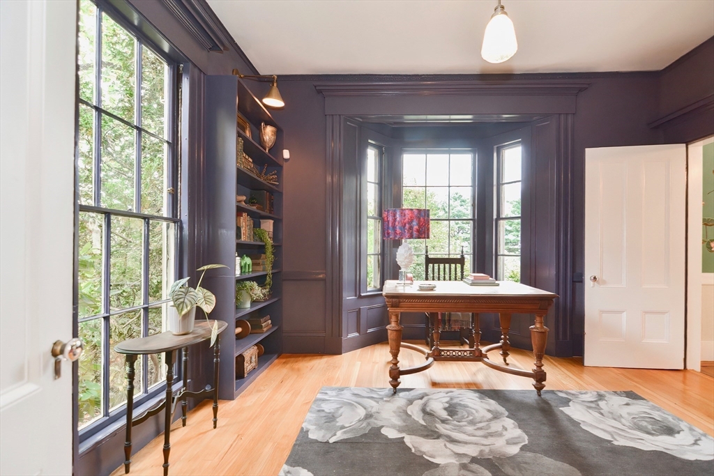 30 Somerset Property Photo 9