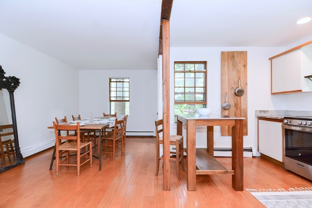 30 Somerset Property Photo 30