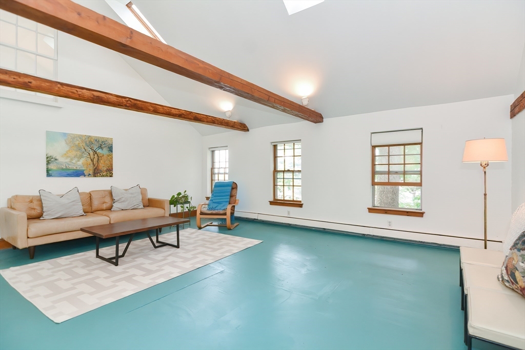 30 Somerset Property Photo 32