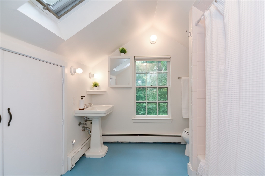 30 Somerset Property Photo 34