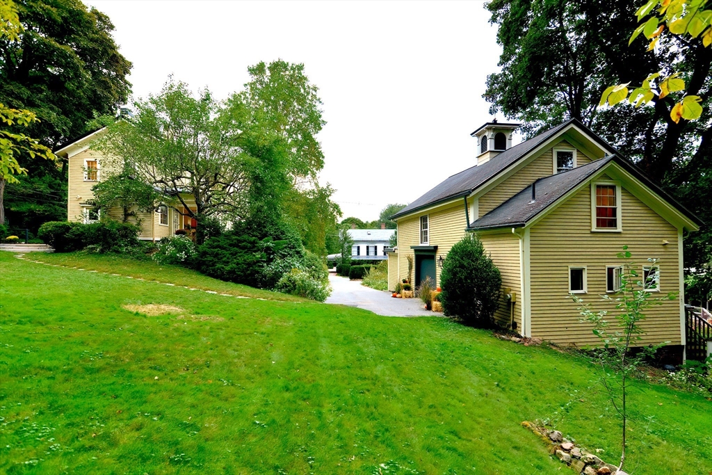 30 Somerset Property Photo 39