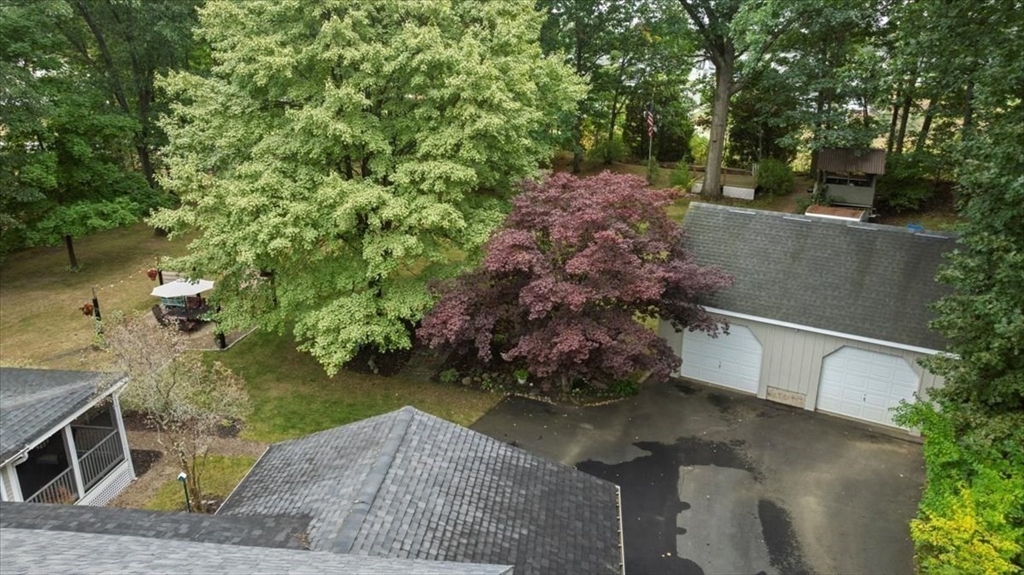 13 Laurel Rd Property Photo 6