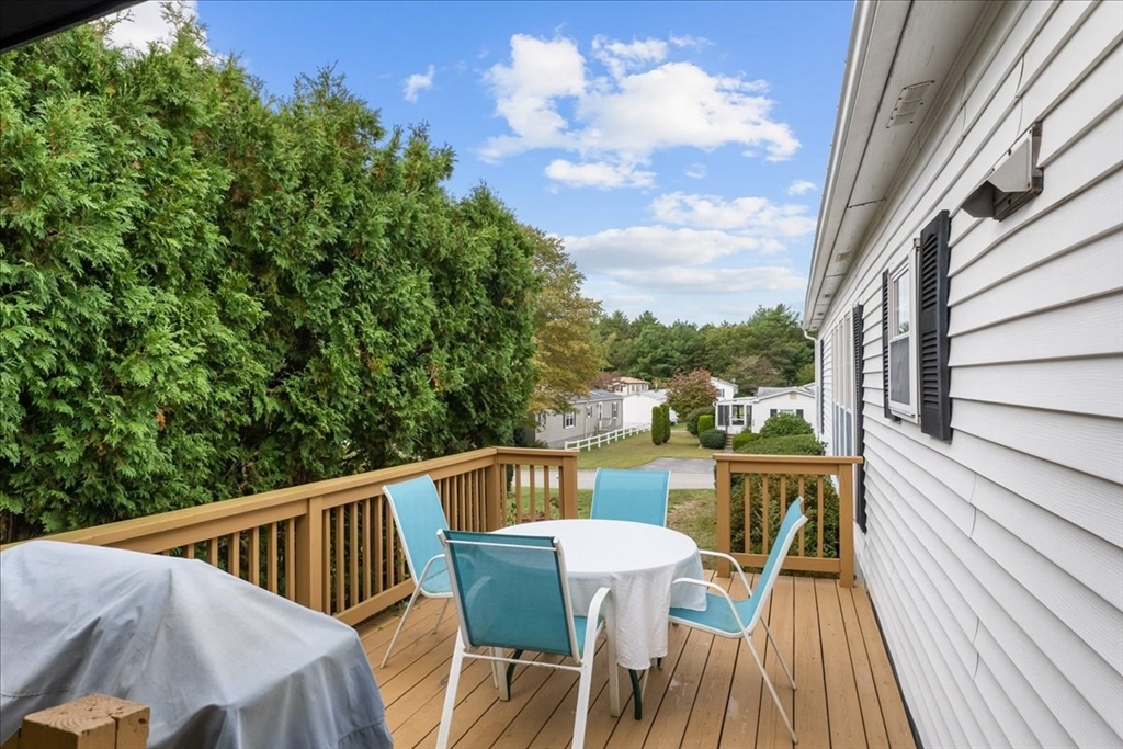 59 Pinehurst Dr. Property Photo 27