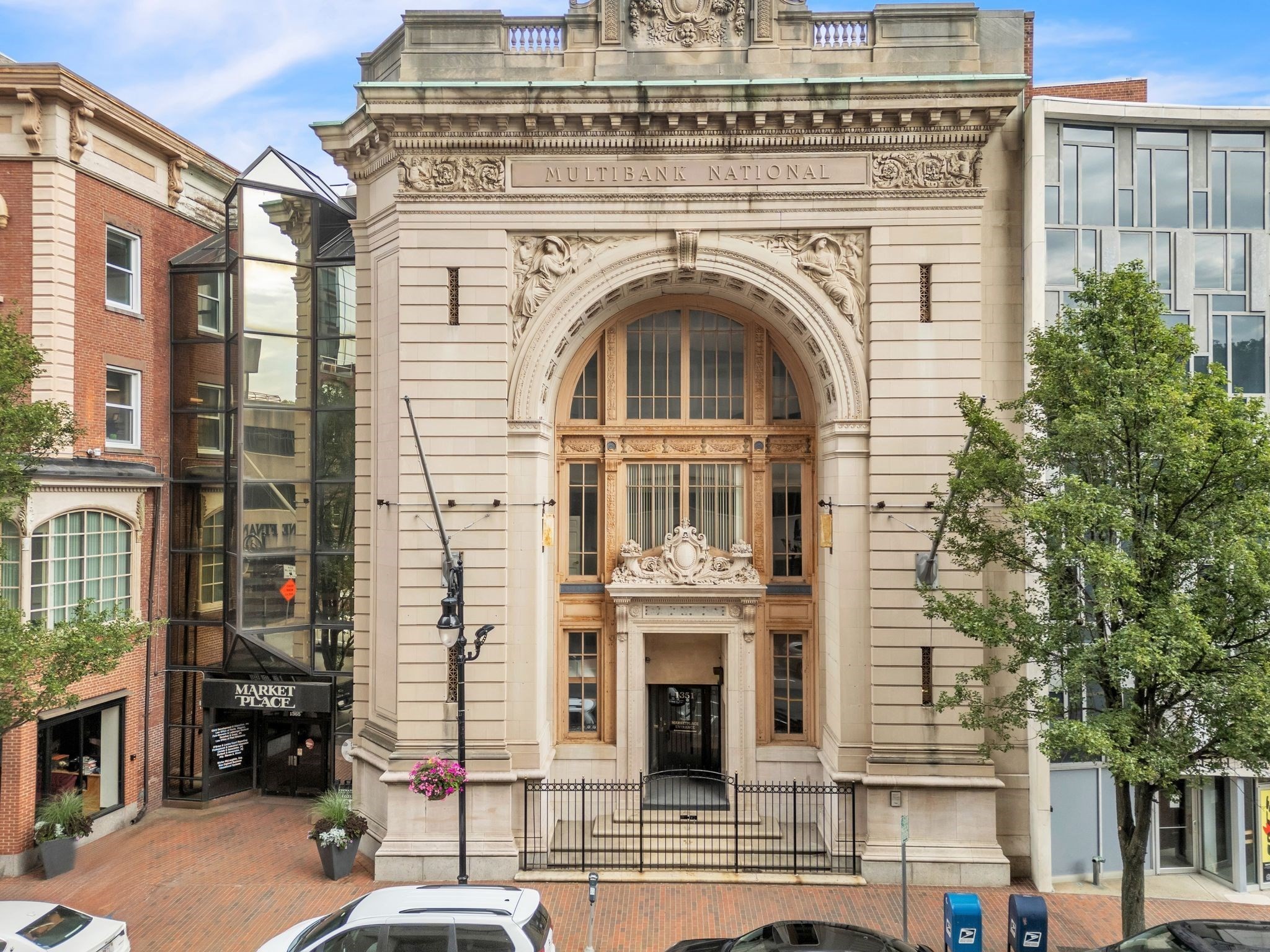 1351 Main St