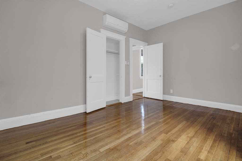 321 Summit Ave # 304 Property Photo 5
