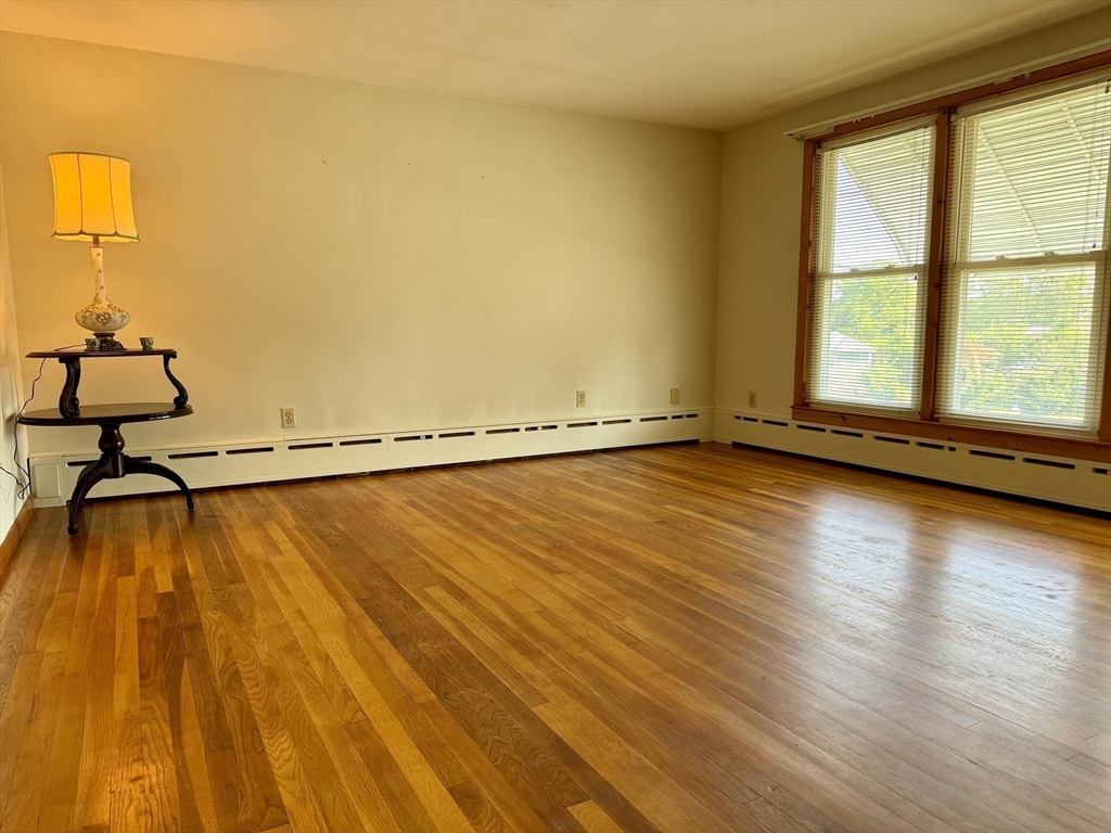 9 Sibley Avenue Property Photo 8