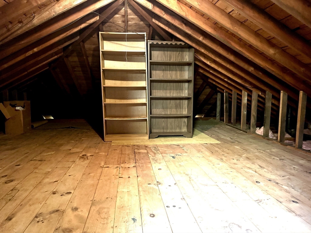 9 Sibley Avenue Property Photo 20