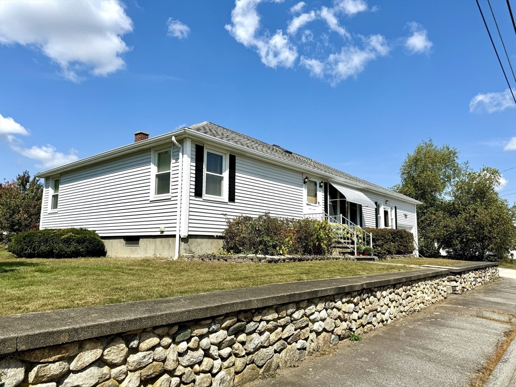 9 Sibley Avenue Property Photo 23