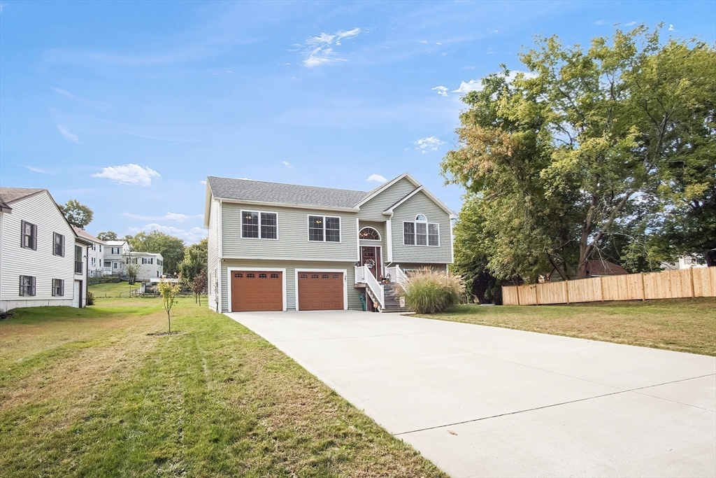 241 Jillson Ave Property Photo 3