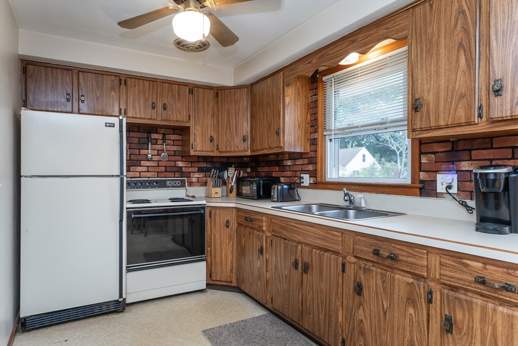42 Herrman Street Property Photo 7