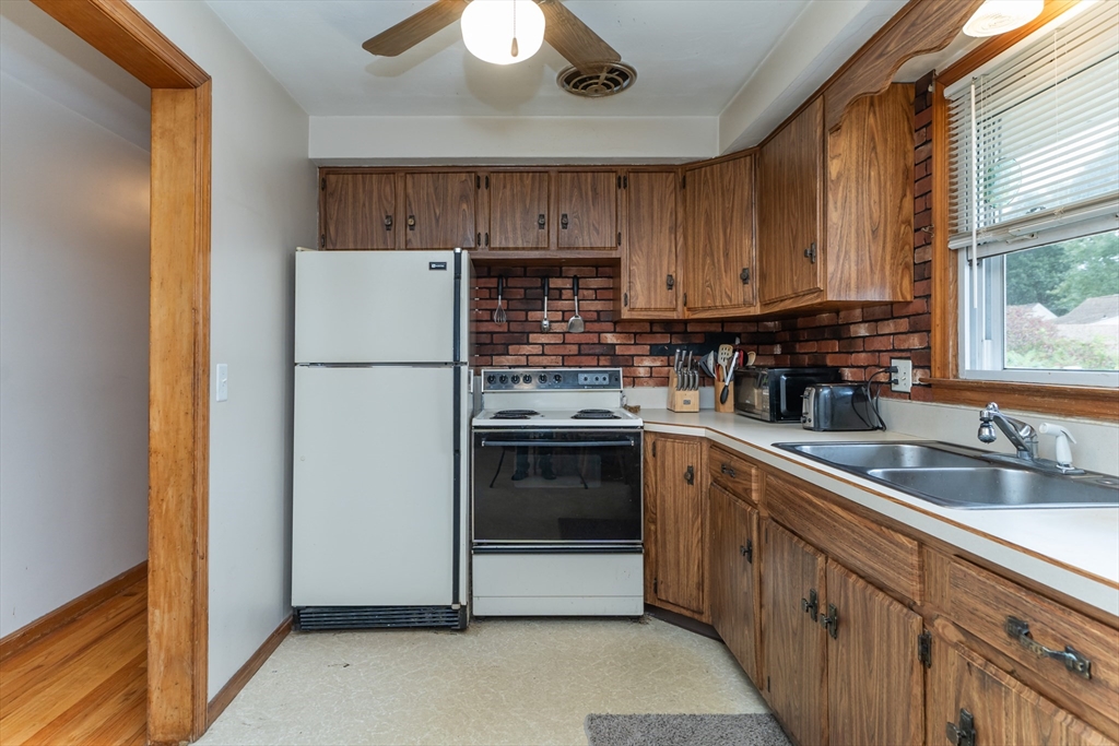 42 Herrman Street Property Photo 8