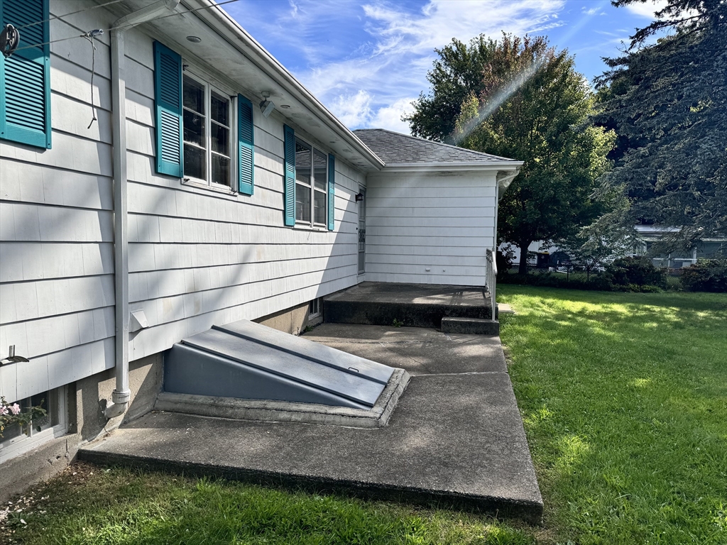 77 Grattan Street Property Photo 3