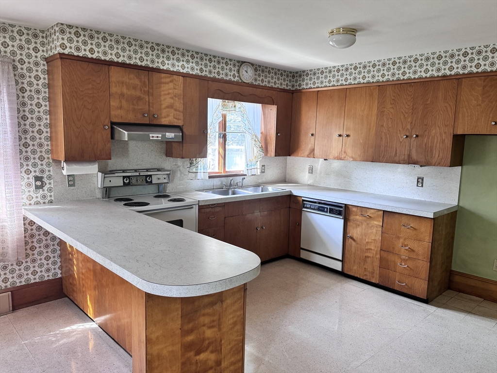 77 Grattan Street Property Photo 9