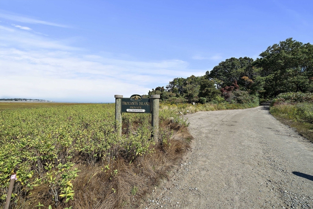 1 Trouant's Island Property Photo 10
