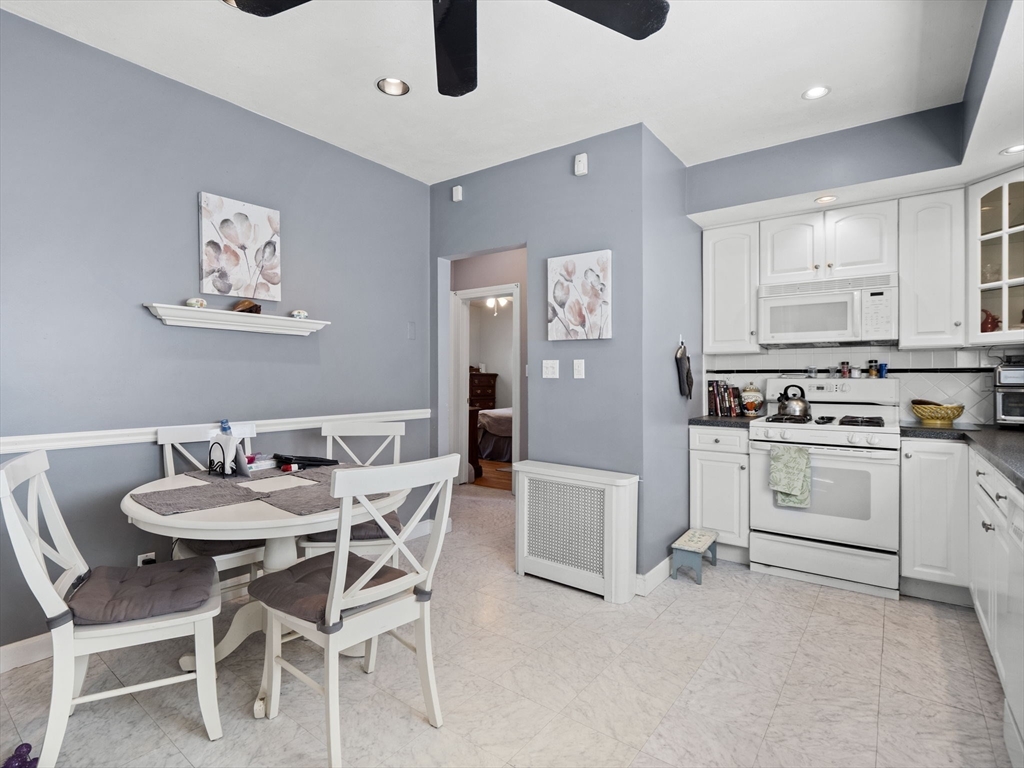 220 Ferry St Property Photo 13