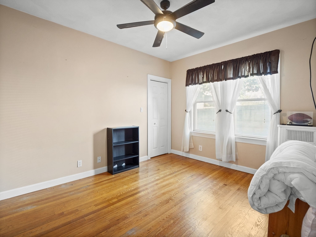 220 Ferry St Property Photo 16