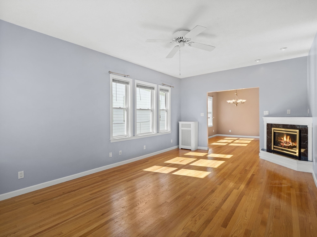 220 Ferry St Property Photo 28