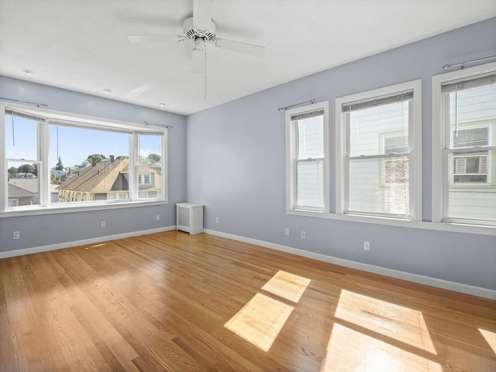 220 Ferry St Property Photo 29