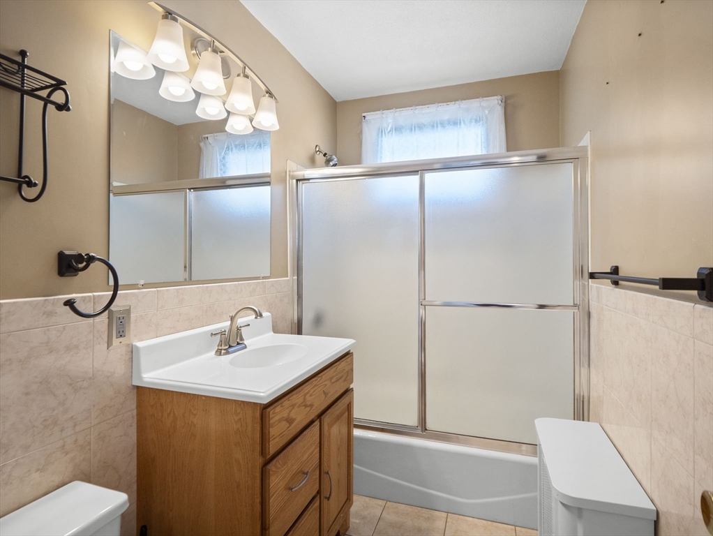 220 Ferry St Property Photo 38