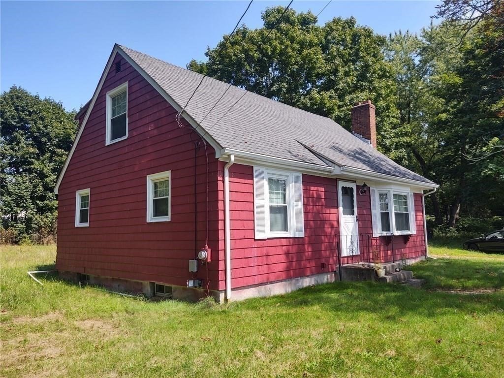62 Chestnut St Property Photo