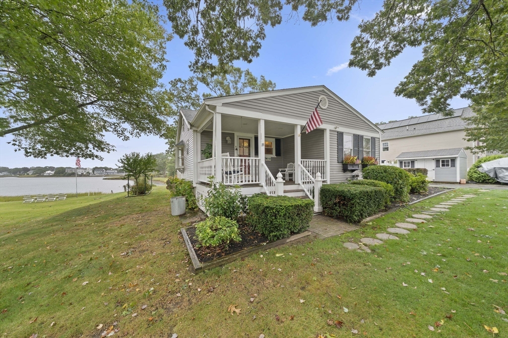 15 Broadmarsh Ave Property Photo 1