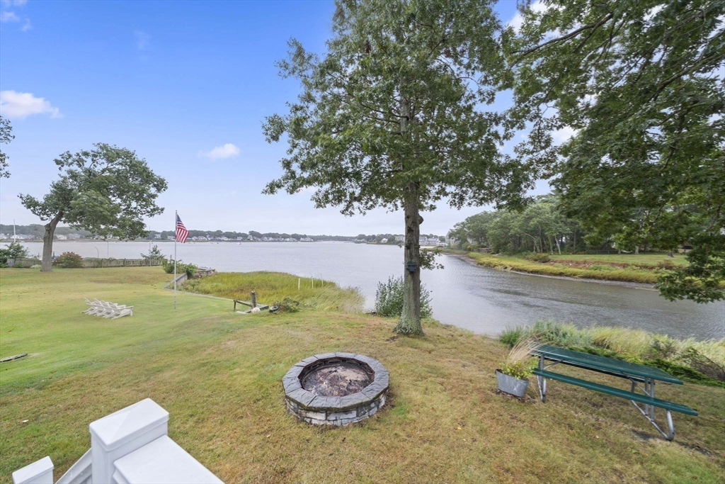 15 Broadmarsh Ave Property Photo 4