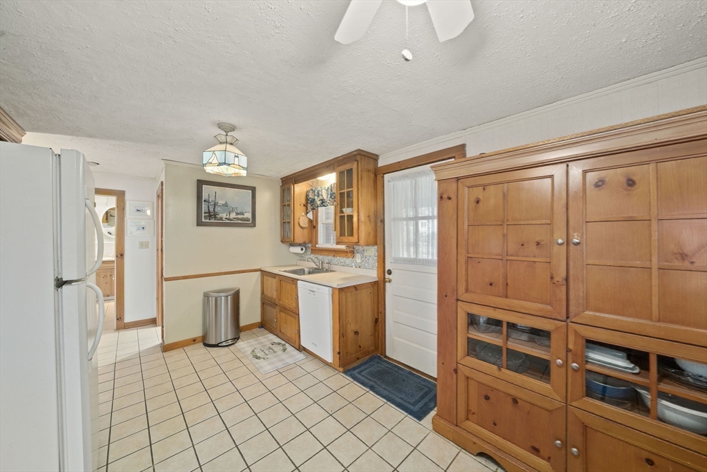 15 Broadmarsh Ave Property Photo 15