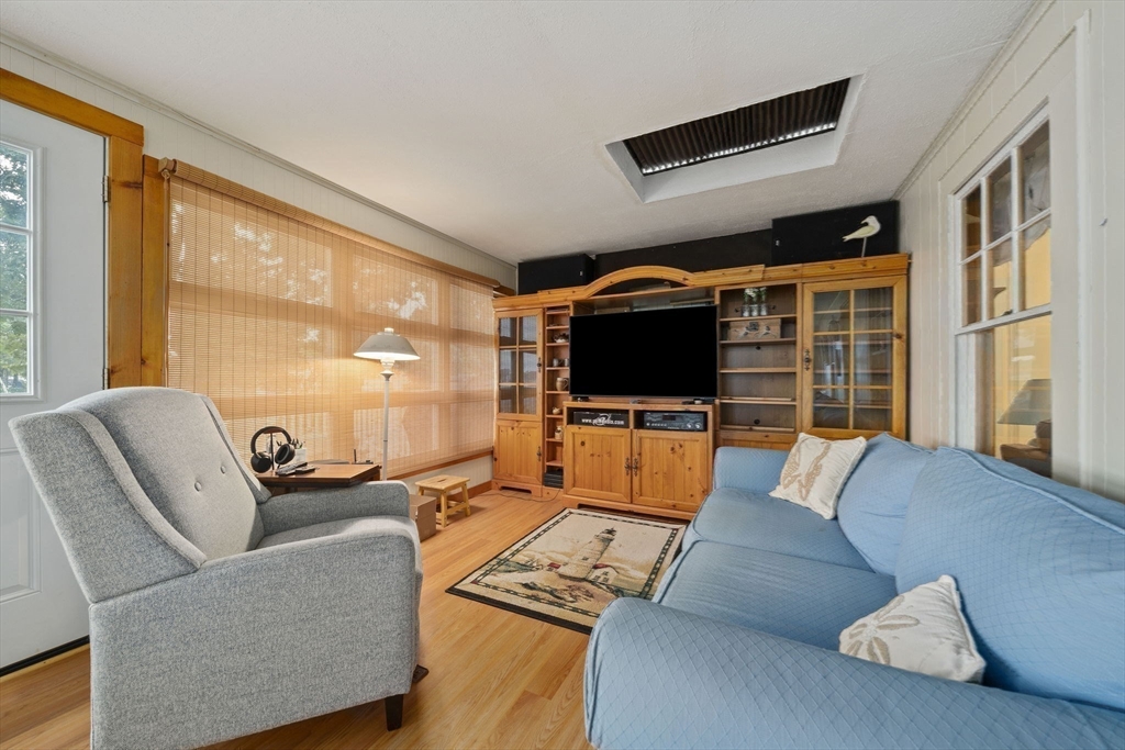 15 Broadmarsh Ave Property Photo 21