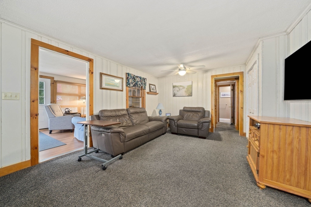 15 Broadmarsh Ave Property Photo 22