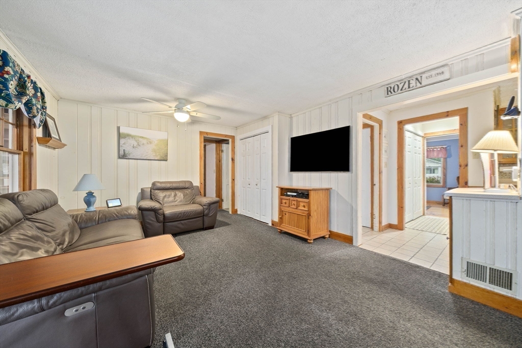 15 Broadmarsh Ave Property Photo 24