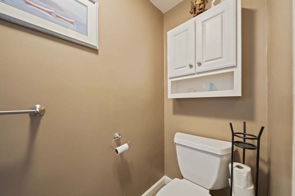 15 Broadmarsh Ave Property Photo 29