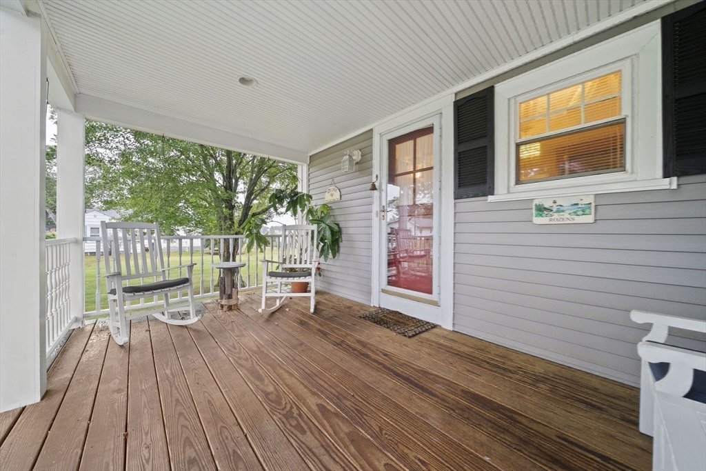 15 Broadmarsh Ave Property Photo 35
