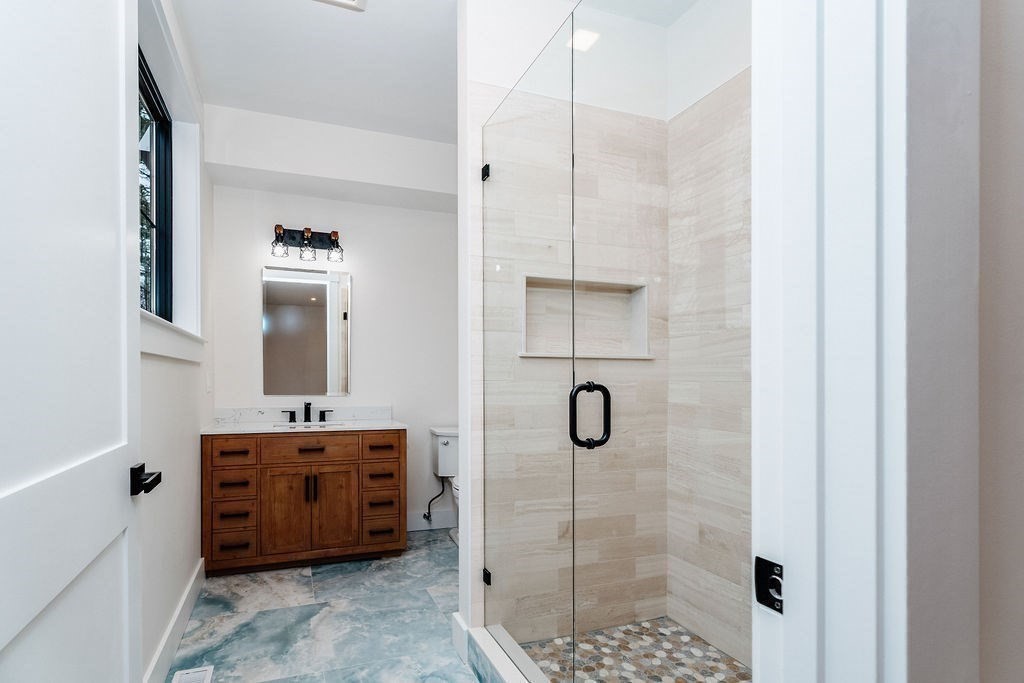 10 Hawthorn Hill Property Photo 17