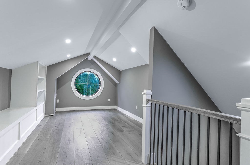 10 Hawthorn Hill Property Photo 26