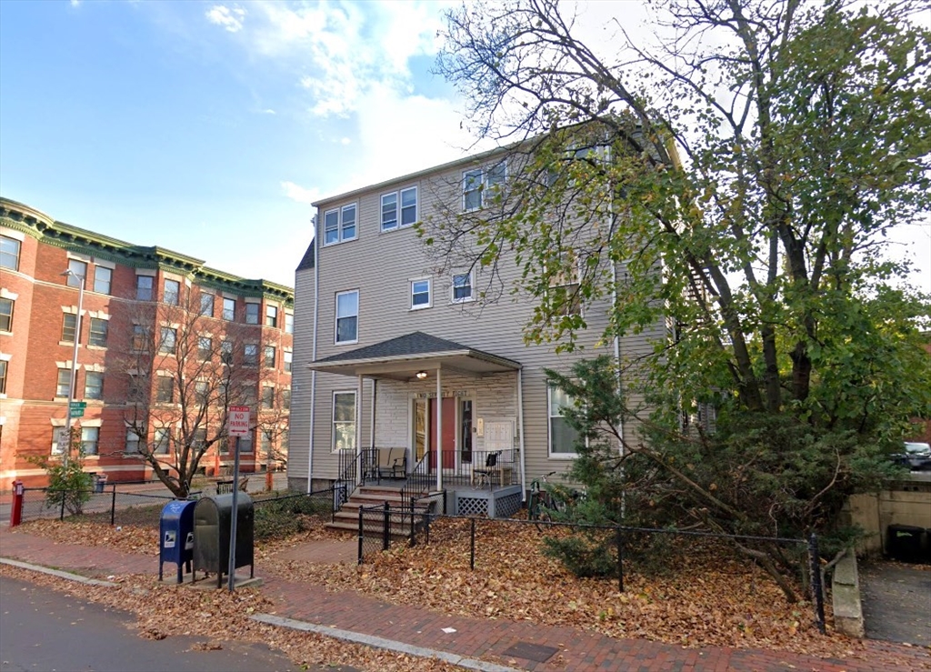 278 Harvard # 4 Property Photo 7