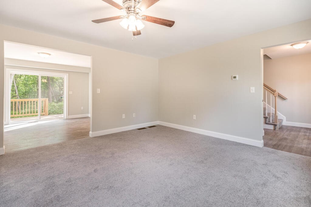 18 Pine Hill Way # A Property Photo 7
