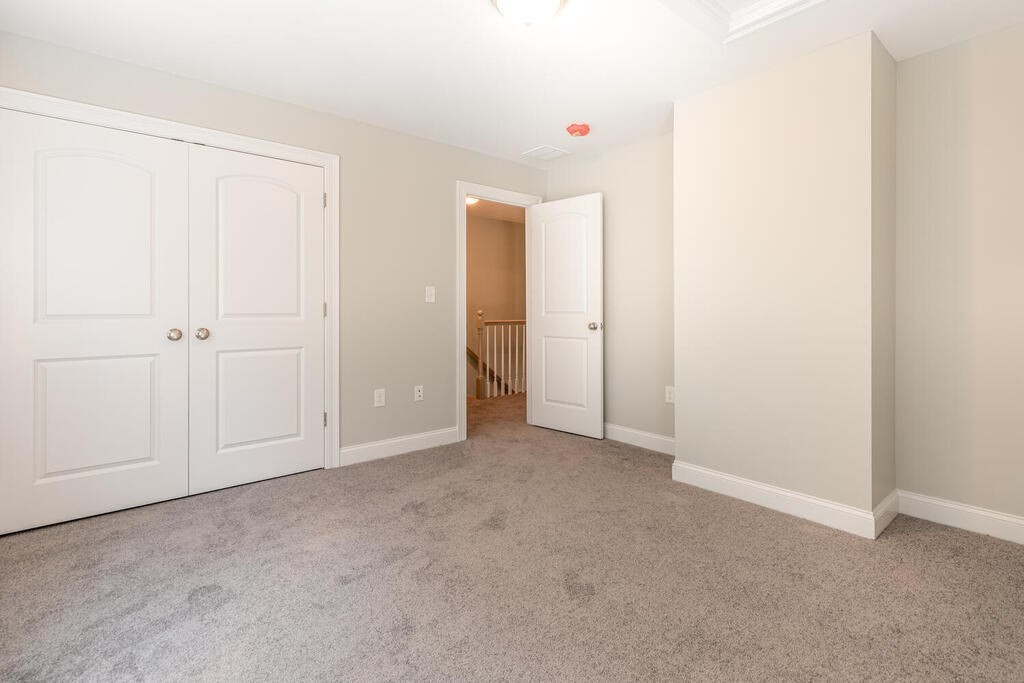 18 Pine Hill Way # A Property Photo 17