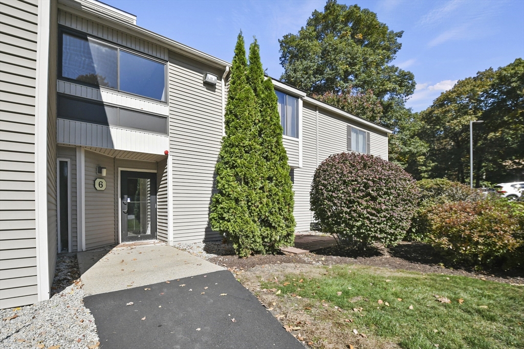 6 Thayer Pond Dr # 11 Property Photo