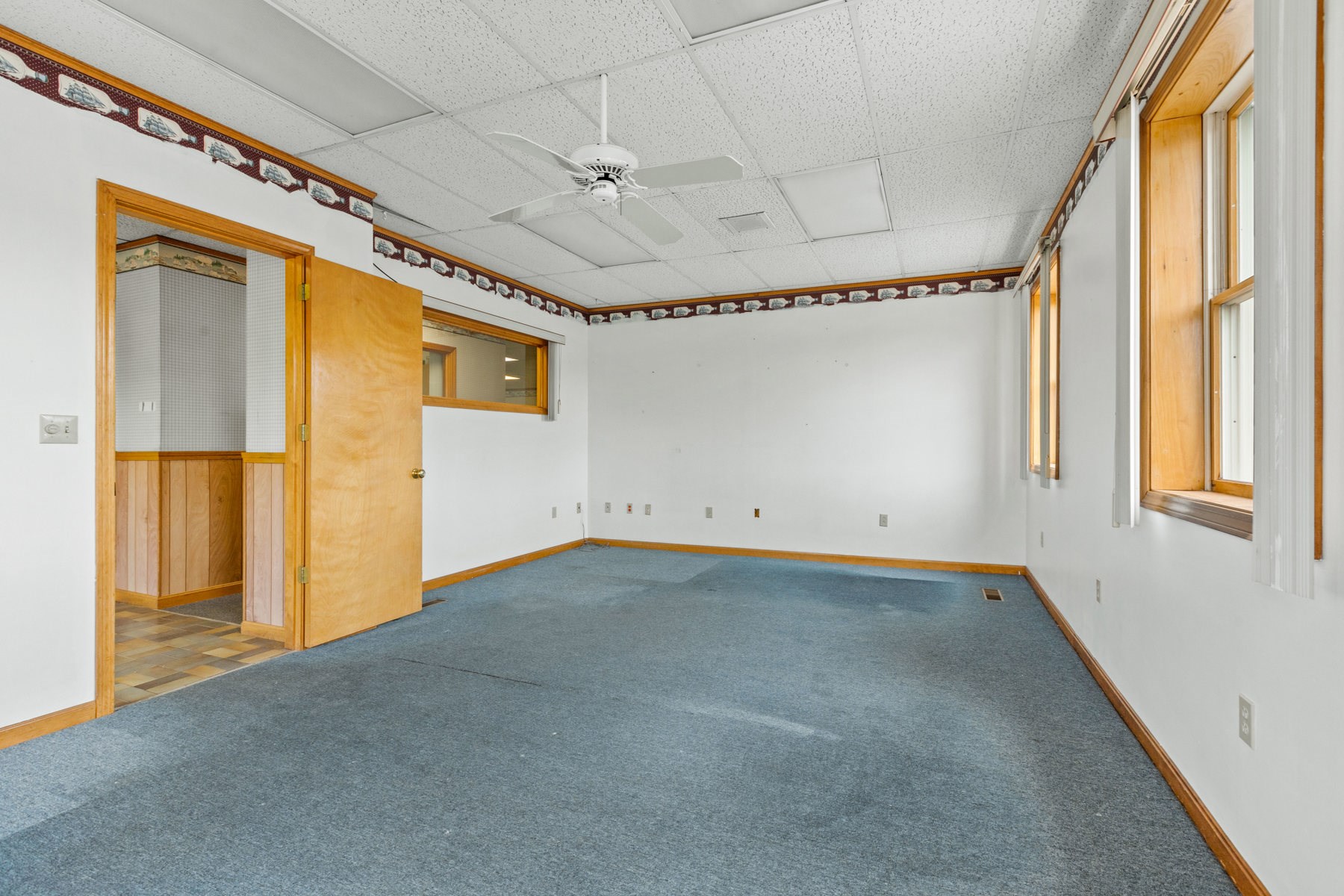 500 Maplewood Ave # A Property Photo 10
