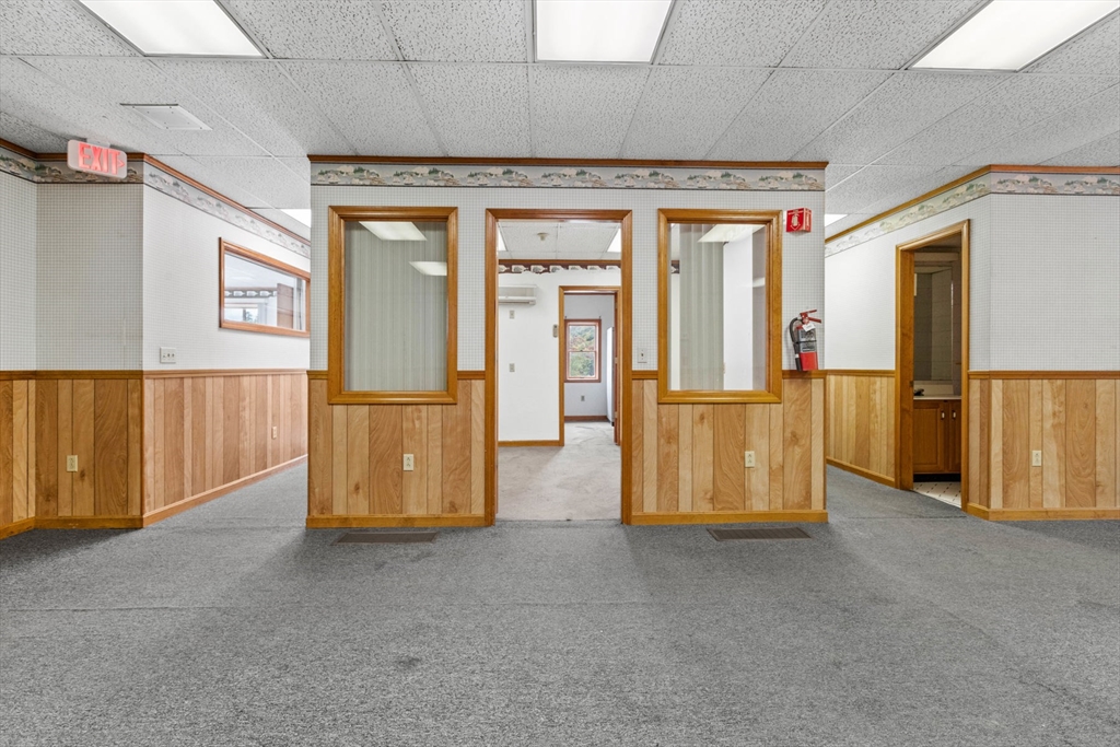 500 Maplewood Ave # A Property Photo 4