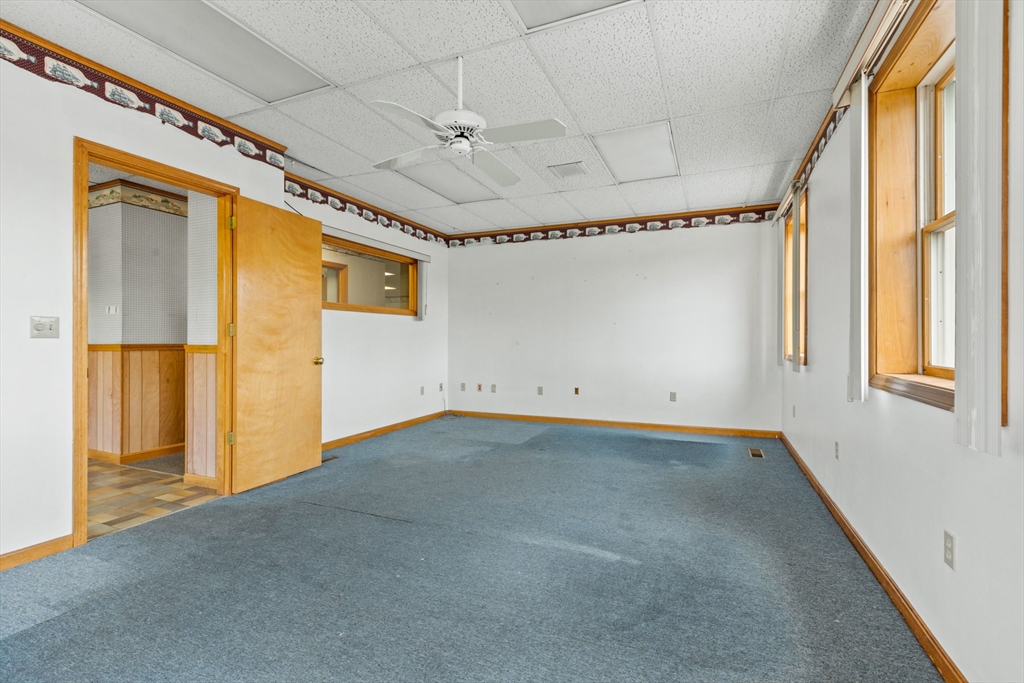 500 Maplewood Ave # A Property Photo 10