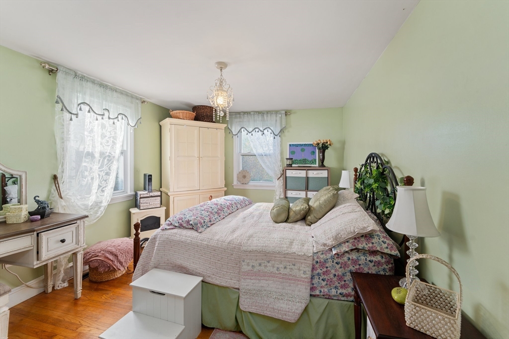 21 Aquidneck Ave Property Photo 33