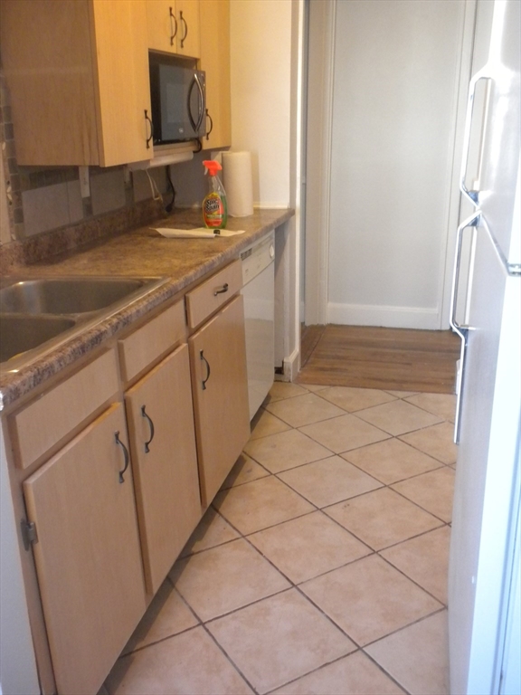 31 Chestnut St # 2 Property Photo 11