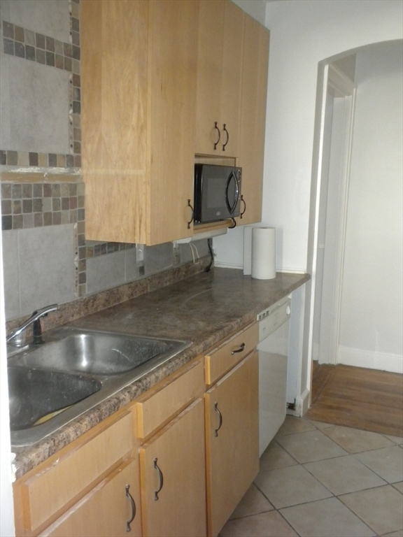 31 Chestnut St # 2 Property Photo 17